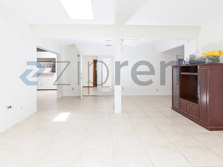 1272 Blueberry Ct — Photo 7