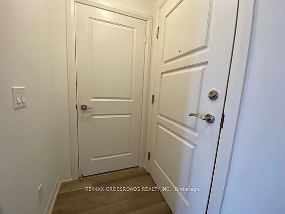 5th image of 9506 Markham Rd Unit 1809