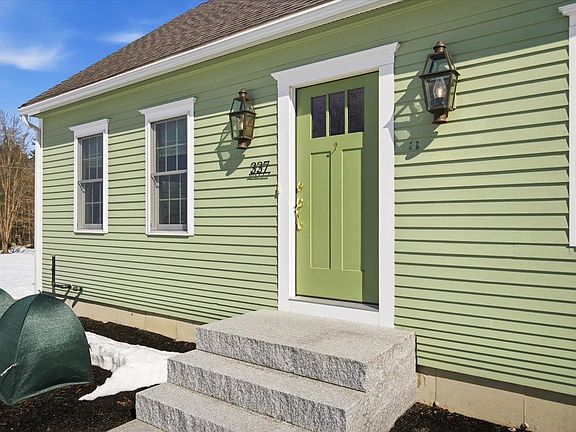 3rd image of 337 Exeter Road