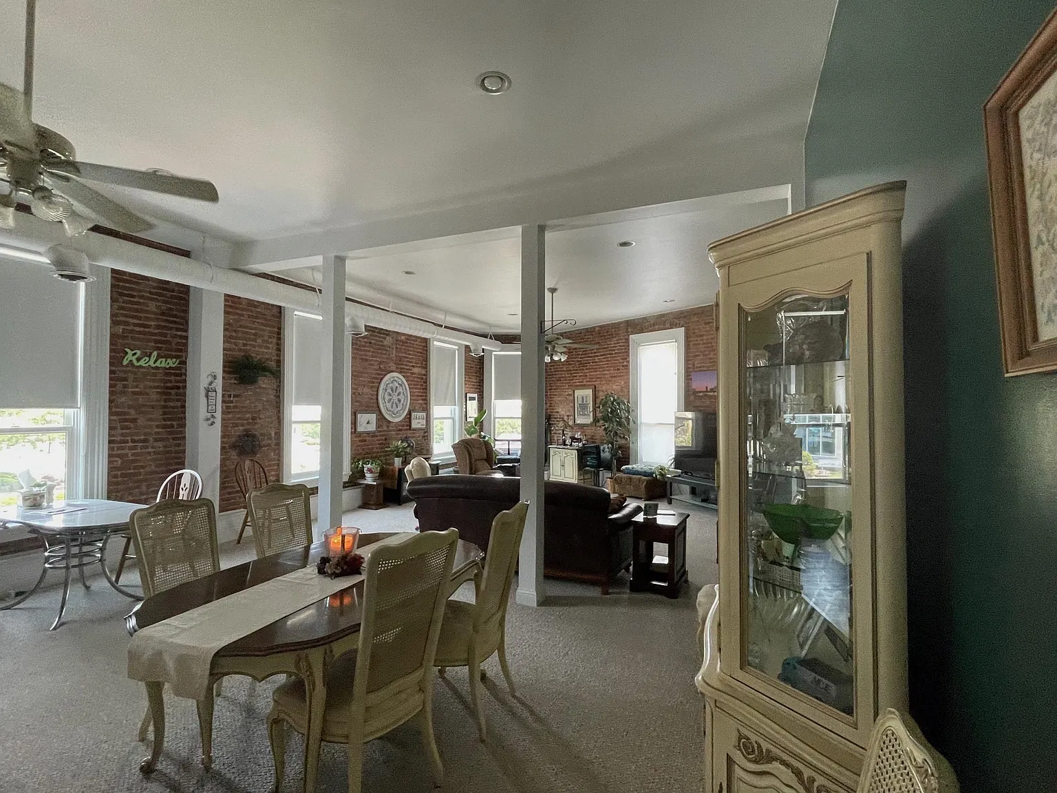2 bed, 2000 sqft, $1,500 — Photo 1