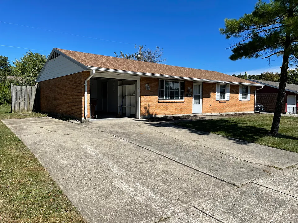 375 Cambridge Dr