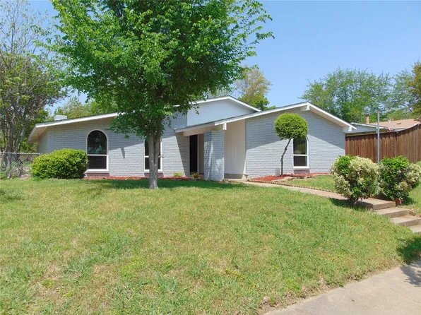 3301 Meadow Oaks Dr, Garland, TX 75043