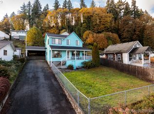 422 W D St, Rainier, OR 97048