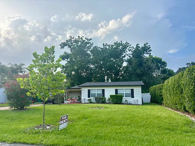 1807 Palmer Ave — Photo 3