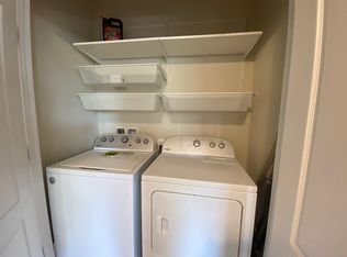 3917 Chantilly Rd, Chantilly, VA 20151