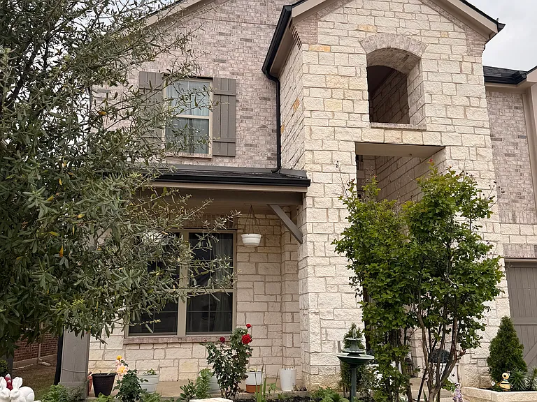 2133 Sumard Dr — Photo 4