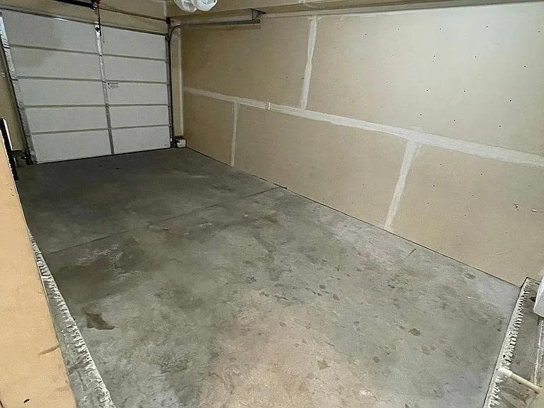 905 Saxon Way #D — Photo 9