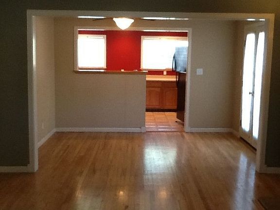 5th image of 2227 N Argonaut St
