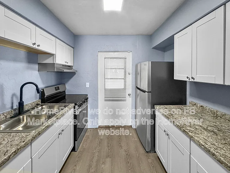 4518 102nd St W — Photo 2