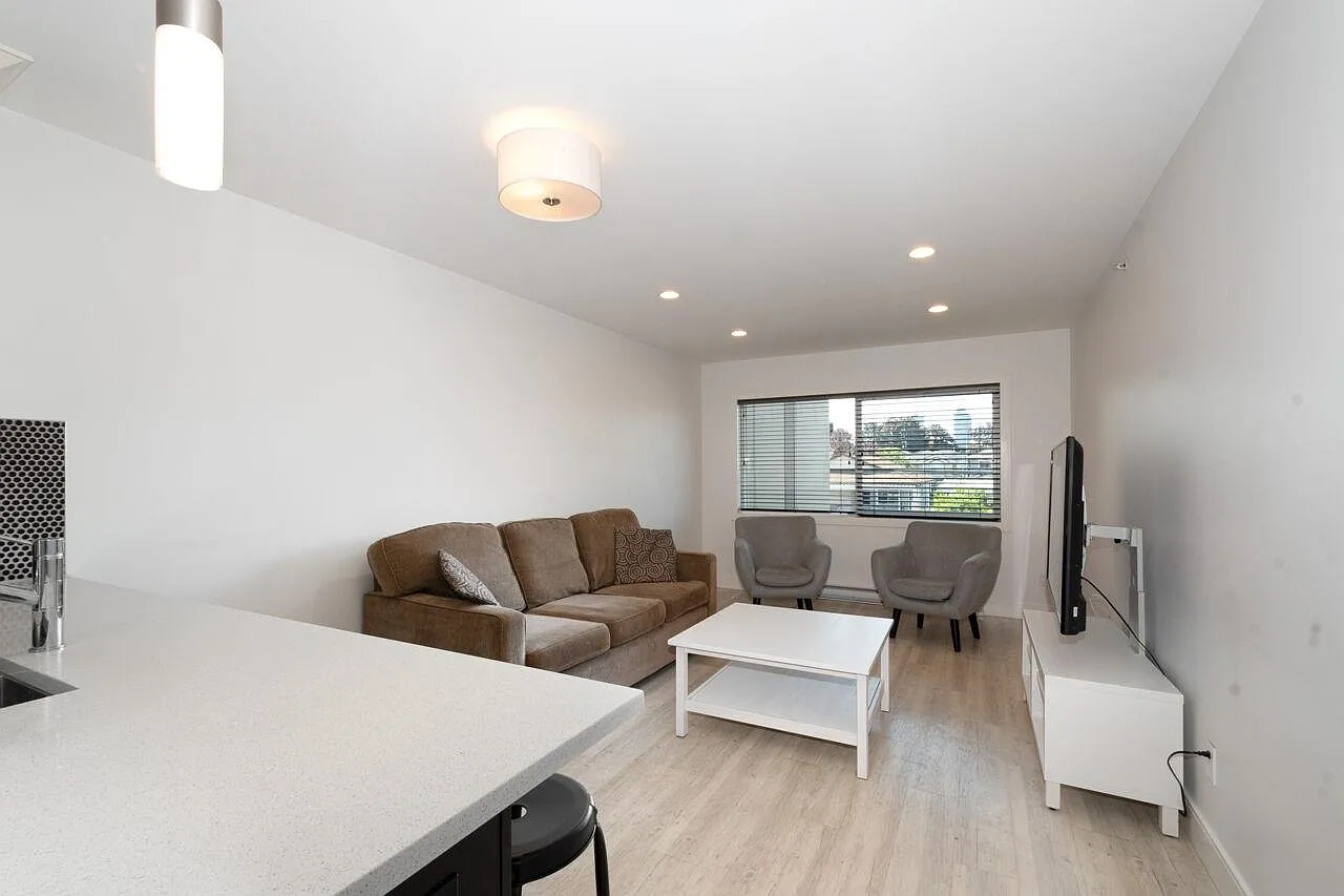 1 bed, 500 sqft, $2,000 — Photo 4