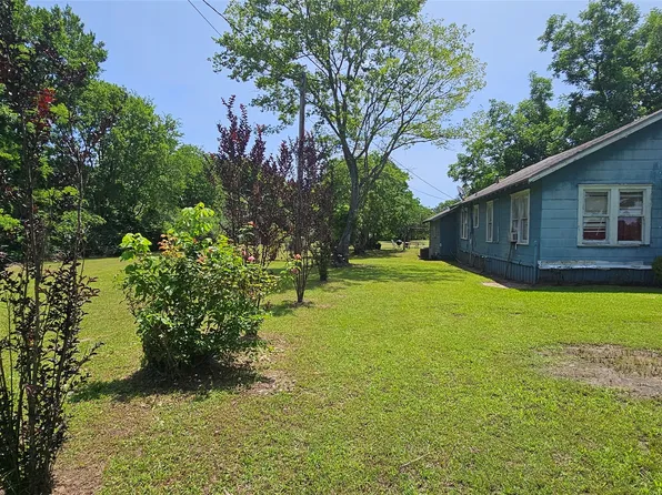 812 N Waldrip St, Grand Saline, TX 75140