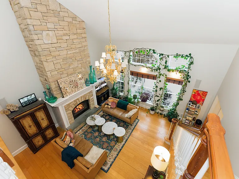 4000 Windsor Dr — Photo 29