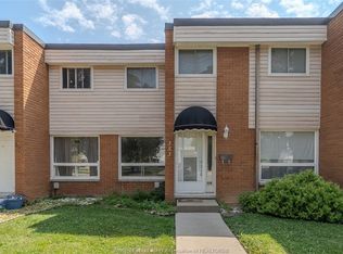 353 Victoria St S, Amherstburg, ON N9V 3B3