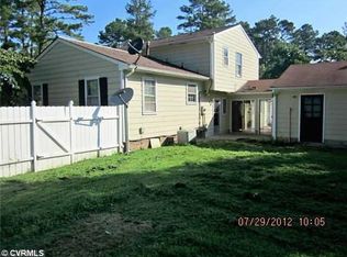 121 Princeton Rd, Colonial Heights, VA 23834