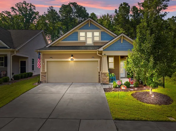 1210 Chronicle Dr, Durham, NC 27703