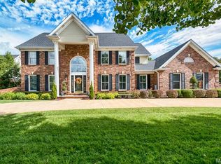13526 River Forest Pl, Saint Louis, MO