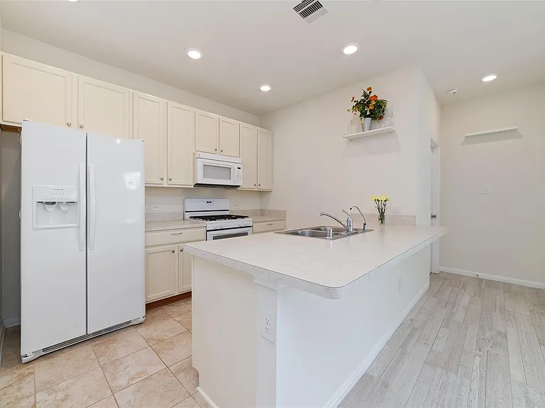 16615 Chill Brook Dr — Photo 17