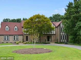 20 Riverwood Ct, Rockville, MD 20854