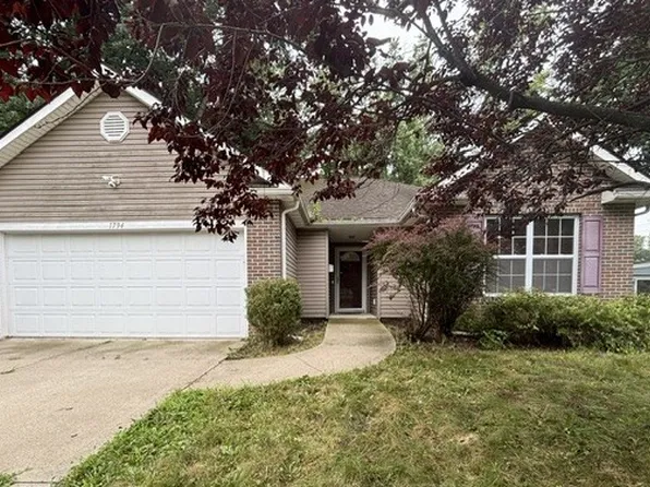 1794 Wakefield Dr, Akron, OH 44320