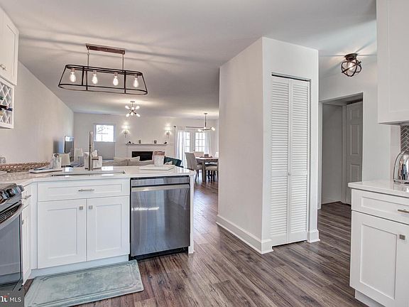 4th image of 4147 Weeping Willow Ct #145D