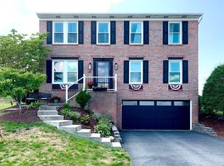 65 Lo Bell Dr, Washington, PA 15301