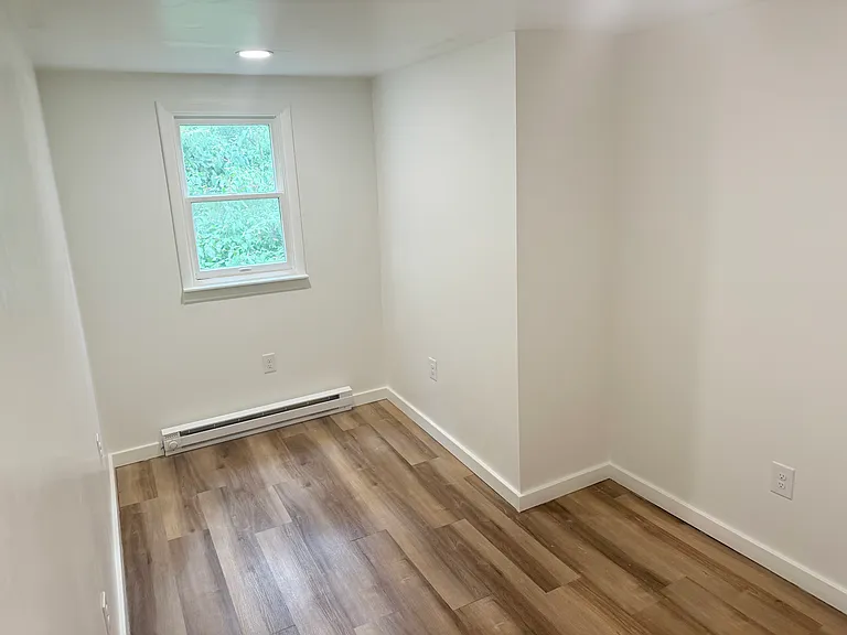 140 Chess St #2 — Photo 11