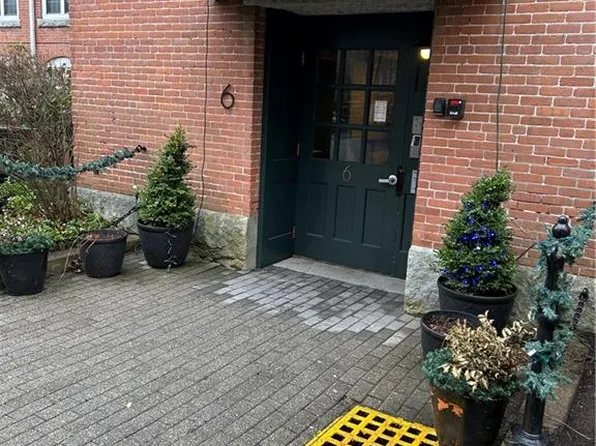 2 School St #400, Lincoln, RI 02865