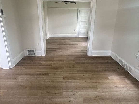 4th image of 801 Grant St