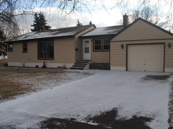 3601 66th Ave N, Brooklyn Center, MN 55429