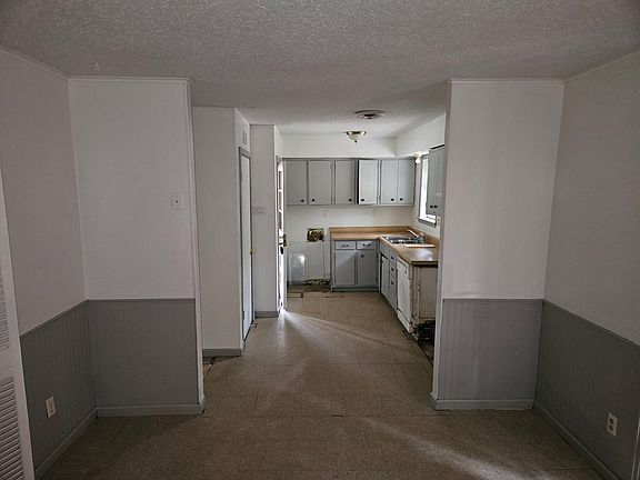 4th image of 4180 Hobson Rd
