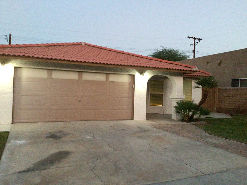 1st image of 51970 Avenida Carranza