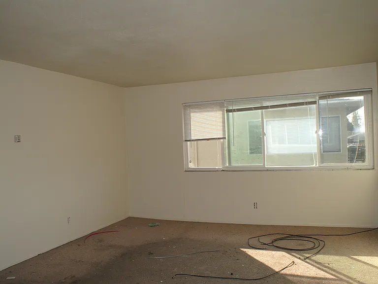 37144 Elm St #12 — Photo 4