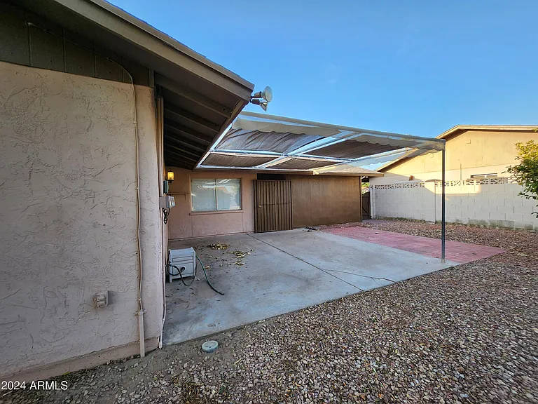 5117 W Acoma Dr — Photo 2