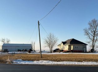 8702 State Highway 133, Paris, IL 61944