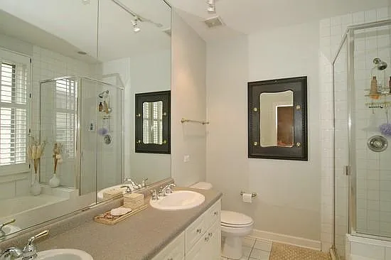 710 N Orleans St #D — Photo 7