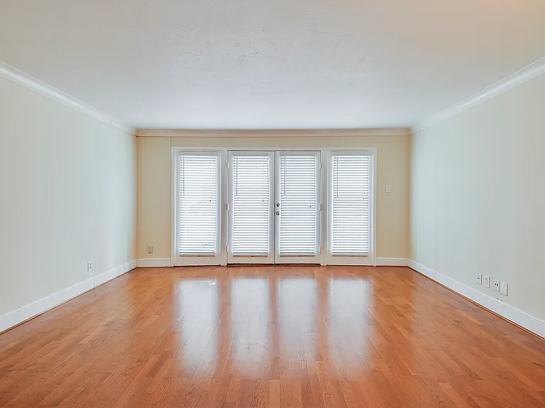 5907 E University Blvd #101 — Photo 12
