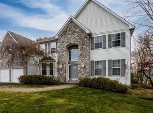 2366 Snapdragon Point, East Stroudsburg, PA 18301