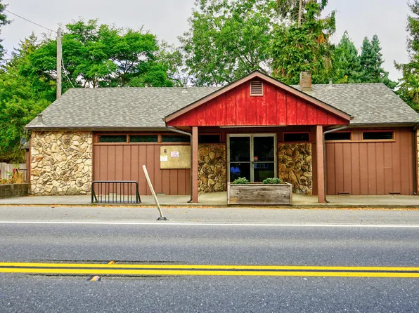 14 Johnson Ln, Carlotta, CA 95528