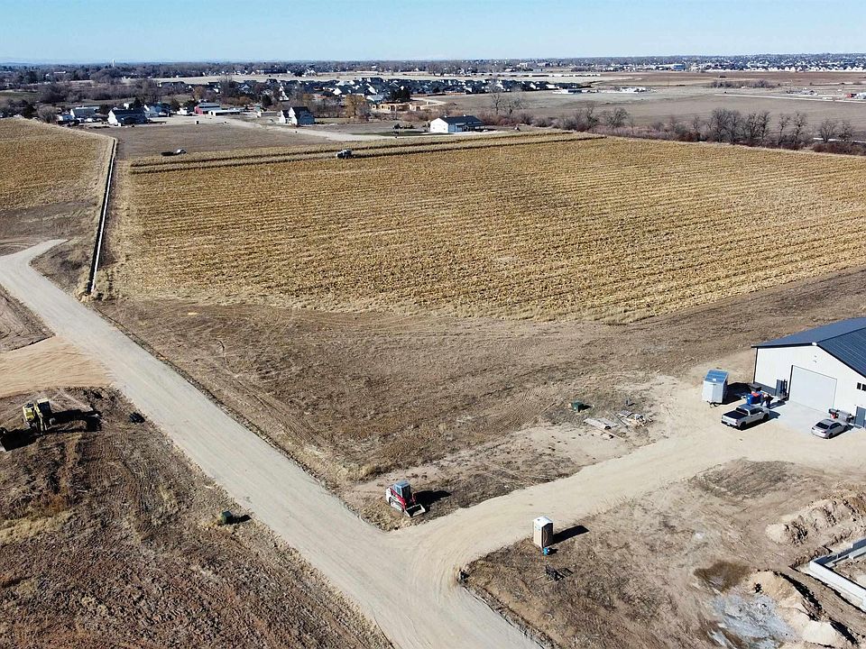 2nd image of E Wild Aspen Ln