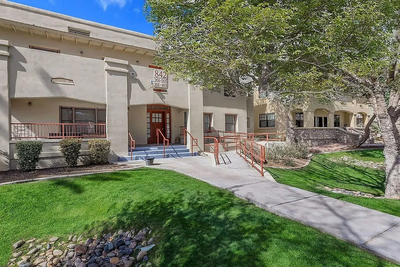 Roosevelt Commons — Photo 4