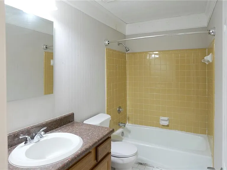 1802 Driftwood Pl — Photo 18