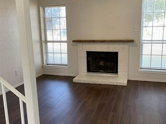5th image of 2739 Patricia Ln