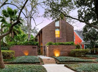 2243 Wroxton Rd, Houston, TX 77005