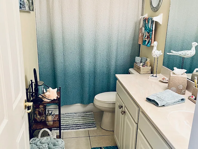 14135 Winchester Ct #402 — Photo 9