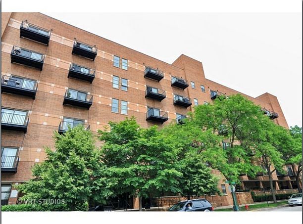 1st image of 1000 E 53rd St Unit 513
