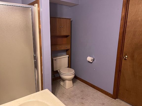 3rd image of 4201 Pickfair Rd