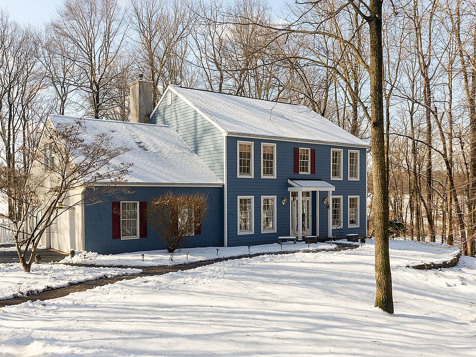 1st image of 105 Great Oak Dr