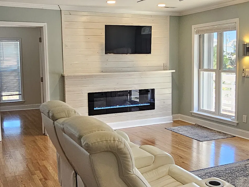 103 Carolina Sands Dr