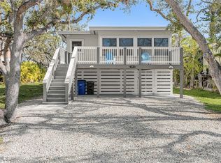 5731 Lauder St, Fort Myers Beach, FL 33931