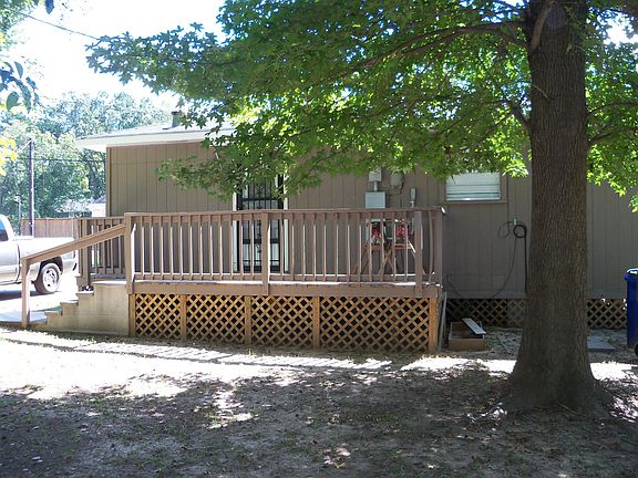 2nd image of 641 Chinquapin Dr
